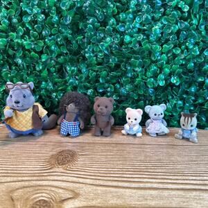 Bundle of  Sylvanian Families Figures Lil Woodzeez Bear Squirrel Hedgehog